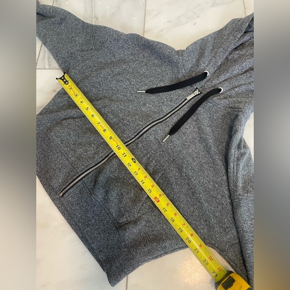 Calvin Klein, Small, women cropped gray hoodie with drawstrings zip up soft EUC - Picture 3 of 6